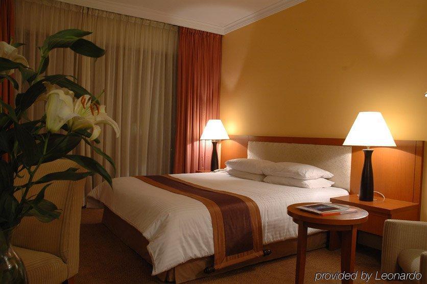 Corus Hotel Kuala Lumpur Zimmer foto